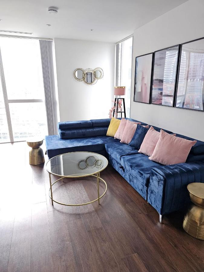 2 Bed Luxurious Apartments Canary Wharf London Kültér fotó